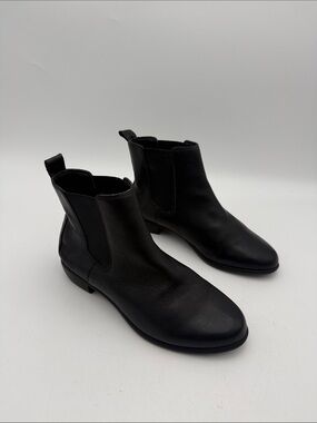 Vintage AEROSOLES Black Chukka Boots women 6.5 leather upper casual office retro